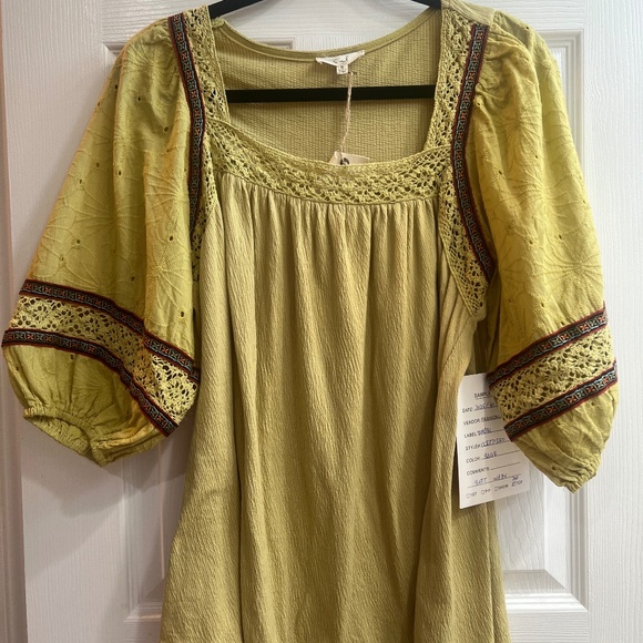 easel Tops - New Easel Women's Bohemian Peasant Short Sleeve Blouse Top Shirt Small Boho